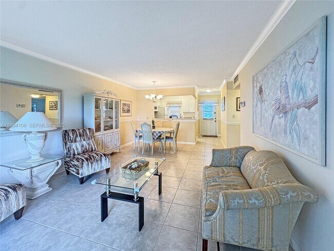 Foto del edificio - 3505 NW 48th Ave