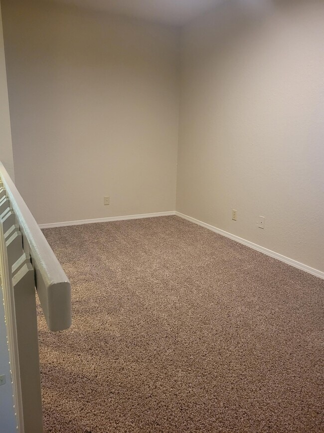Foto del edificio - 2701 S Juniper Ave