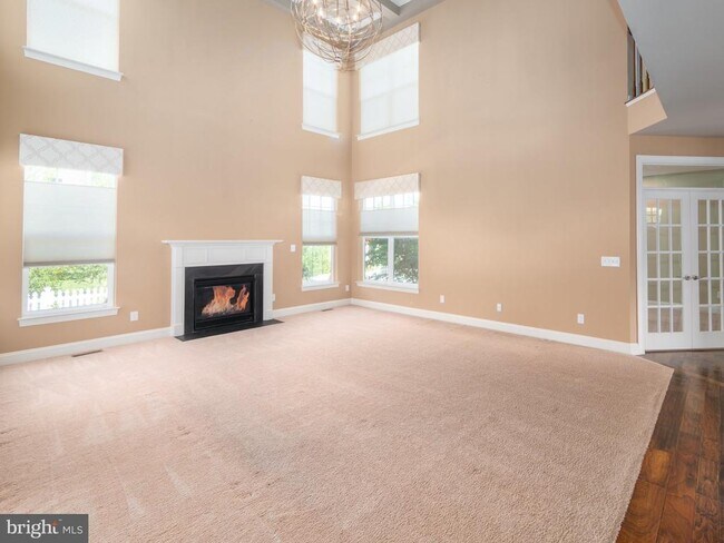 Foto del edificio - 24925 Quimby Oaks Pl