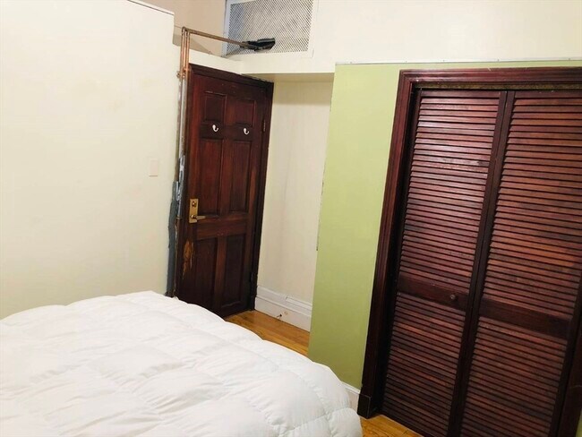 Foto del edificio - 100 St Mary's St
