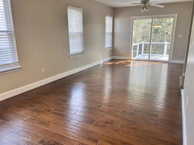 Foto del edificio - 3 Bedroom & 2.5 Bathroom Townhouse