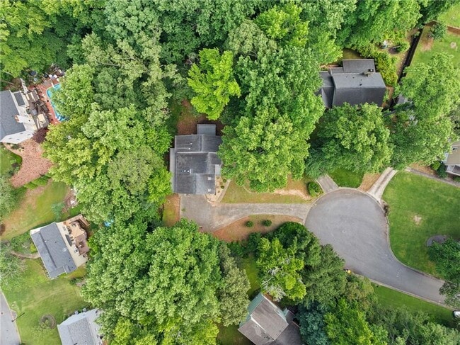 Building Photo - 4528 Lashley Ct NE