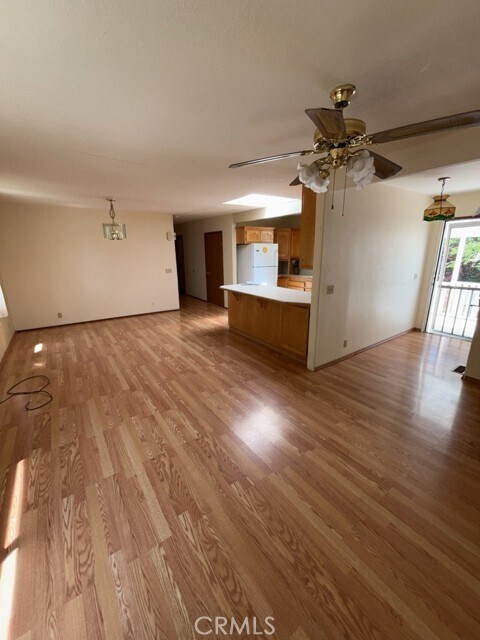 Foto del edificio - 4364 E Hwy 20