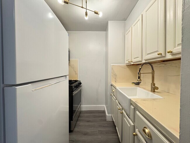 117 Wade St 1I - 121 Wade St