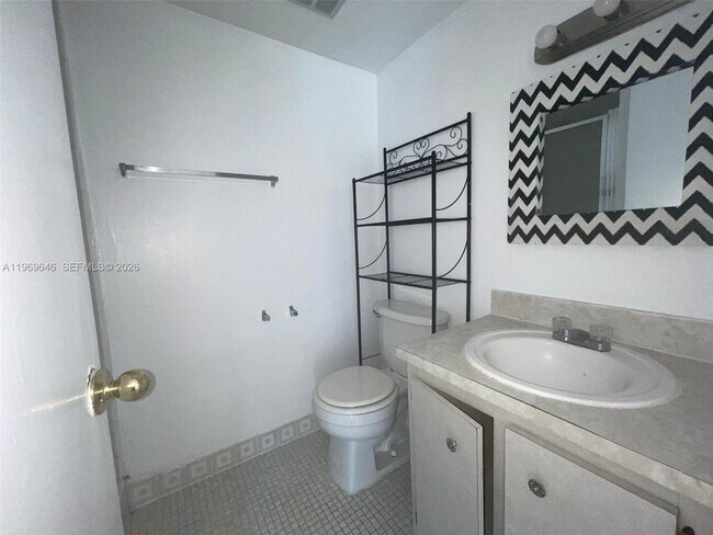 Foto del edificio - 4845 NW 7th St