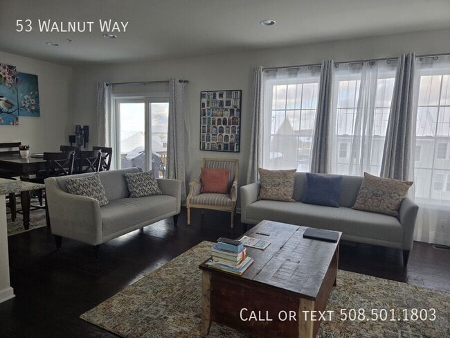 Building Photo - 53 Walnut Way