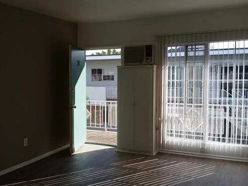 Foto del edificio - 7507 Sepulveda Blvd