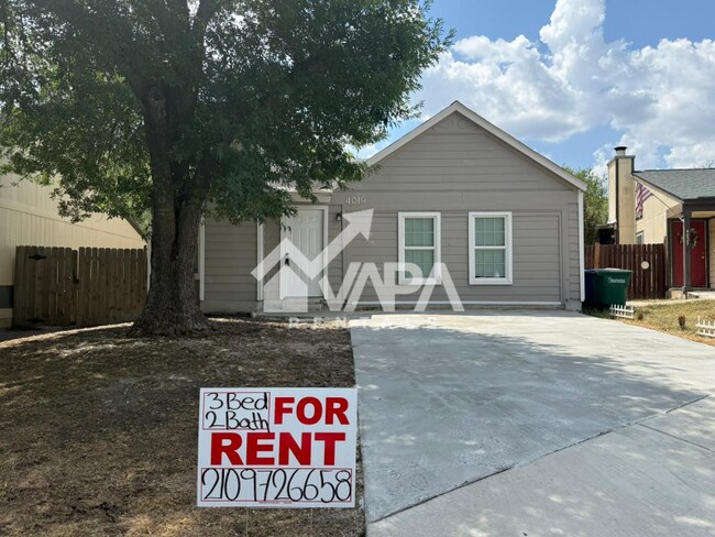Building Photo - 4019 Sunrise Bluff Dr