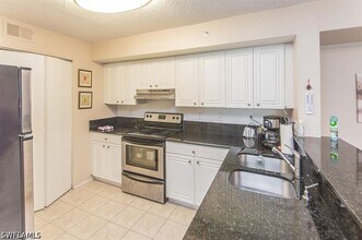 Building Photo - 8215 Ibis Club Dr