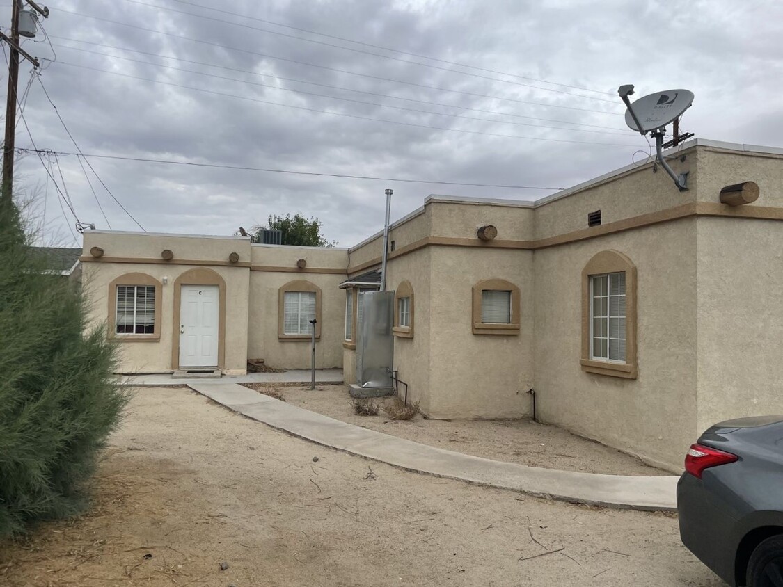 Primary Photo - SP1 -6536 El Rey Avenue