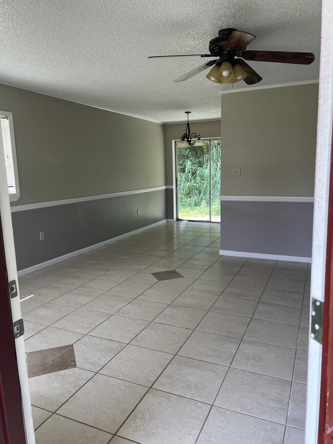 Foto del edificio - 442 Georgia Ave