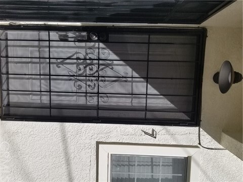 Foto del edificio - 4104 E 7th St