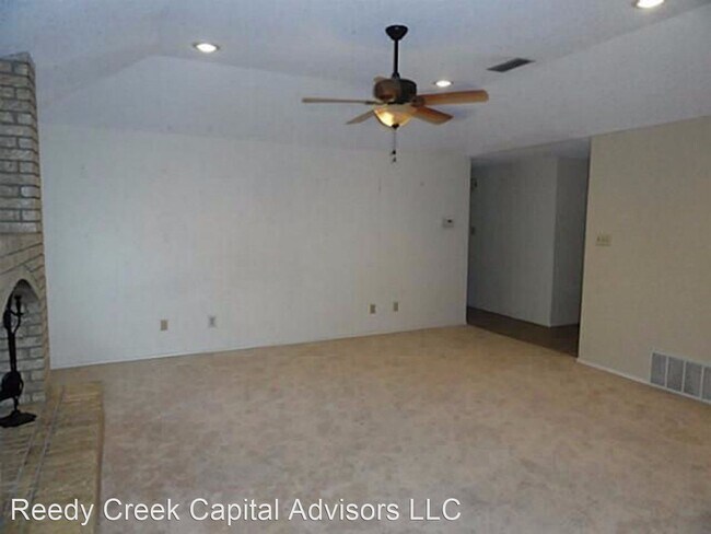 Foto del edificio - 3 br, 2 bath House - 7749 Clearbrook Court