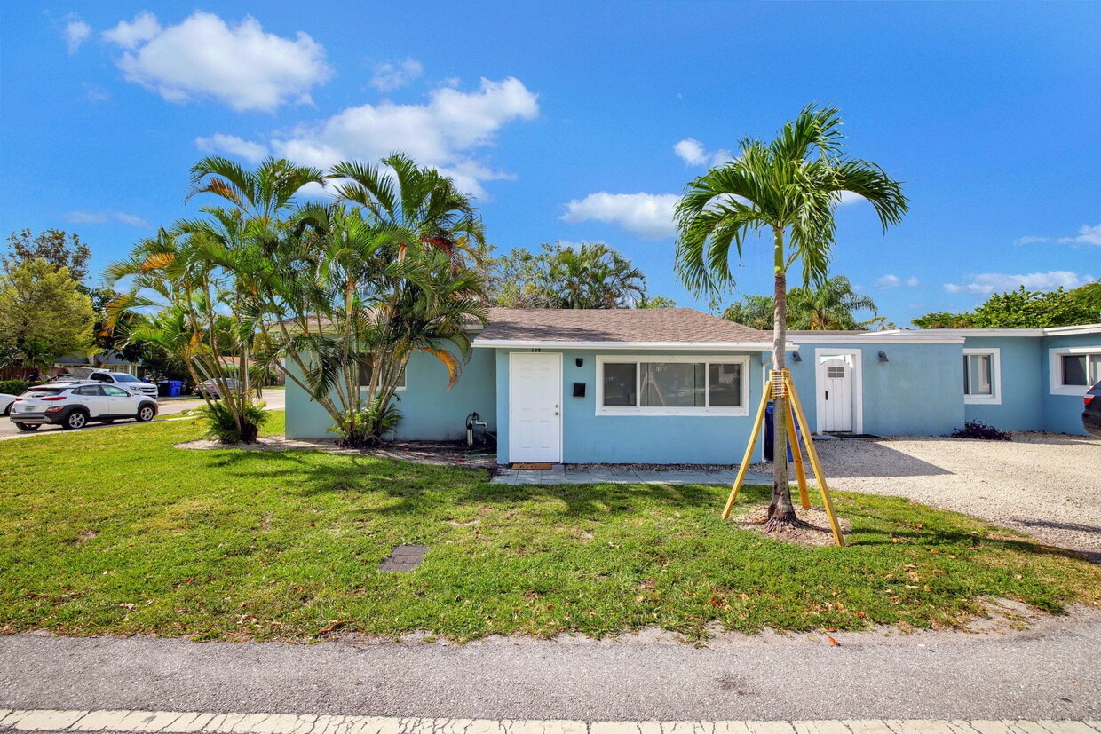 Foto principal - 300 NW 16th St