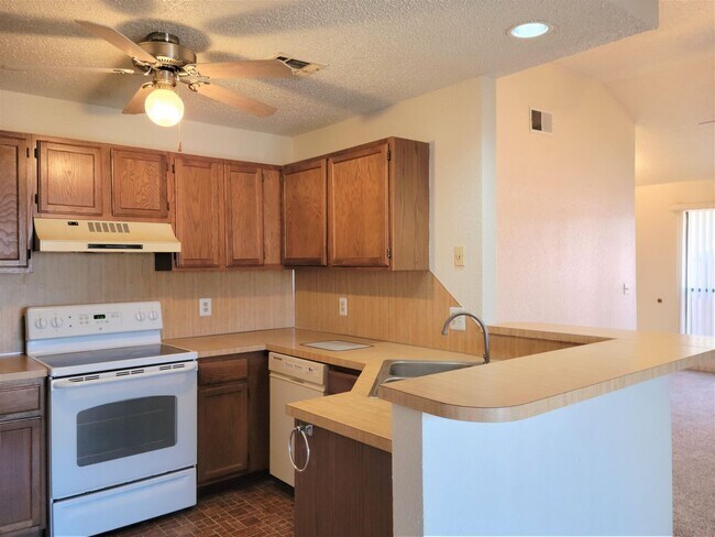 Foto del edificio - Great Home in Moore Schools & Close & Conv...