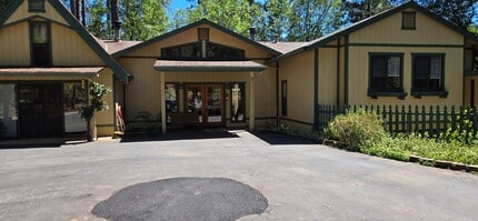 Building Photo - 20183 Casa Loma Dr
