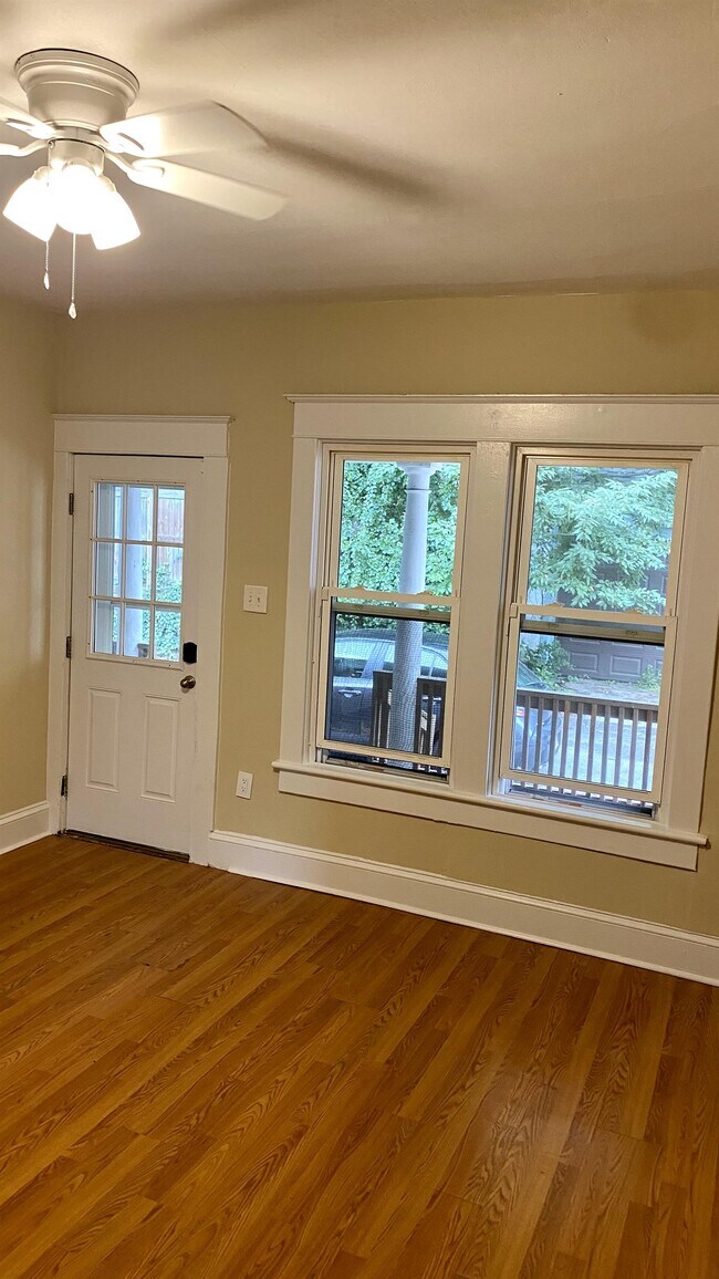 Building Photo - 512 Stipp Ct