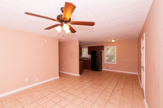 Building Photo - 3 br, 1.5 bath House - 4150 Rocky Face Drive