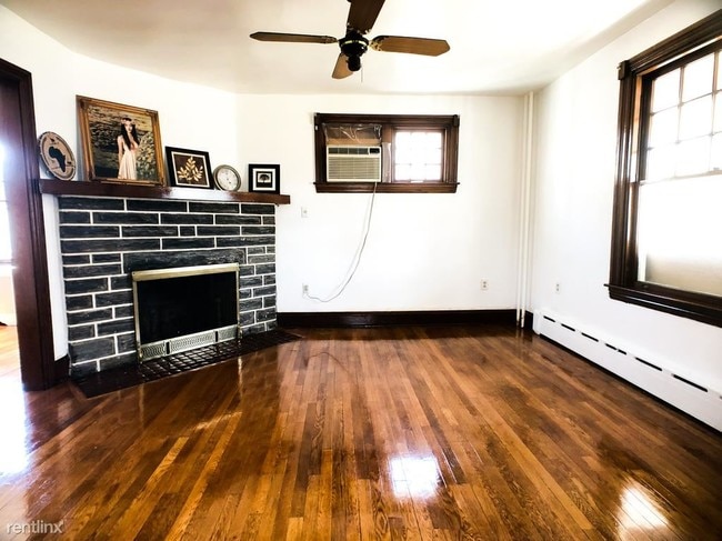 Building Photo - 5 br, 2.5 bath House - 7017 Sellers Ave