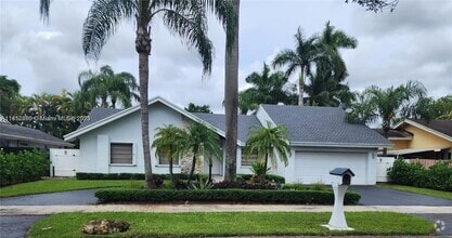 Building Photo - 14221 SW 106th Terrace