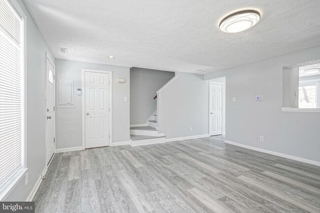 Building Photo - 53 Victoria Manor Ct