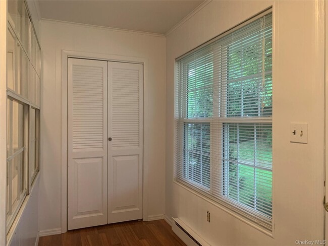 Building Photo - 273 Berwick Ct