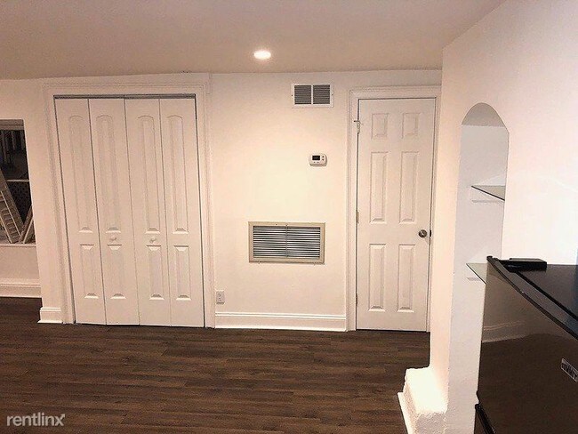 Studio 1 Bath Apartment 192 Ashley Avenue Condo For Rent In Primary Photo Studio 1 Bath Apartment 192 Ashley Avenue