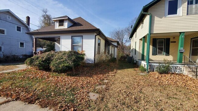 Foto del edificio - 845 S 29th St