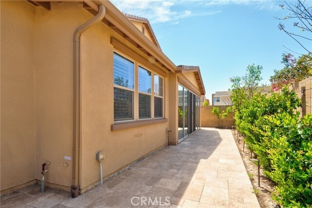 Building Photo - 271 Radial