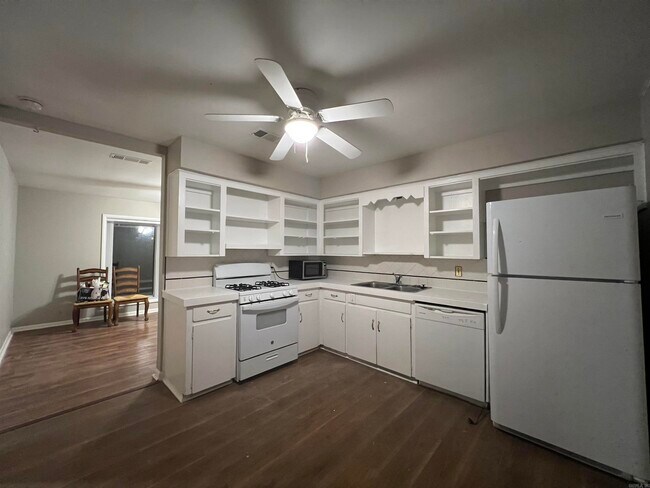 Foto del edificio - 7005 E Wakefield Dr