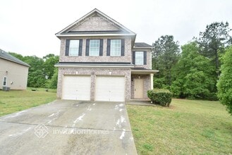 Building Photo - 70 Silver Willow Walk