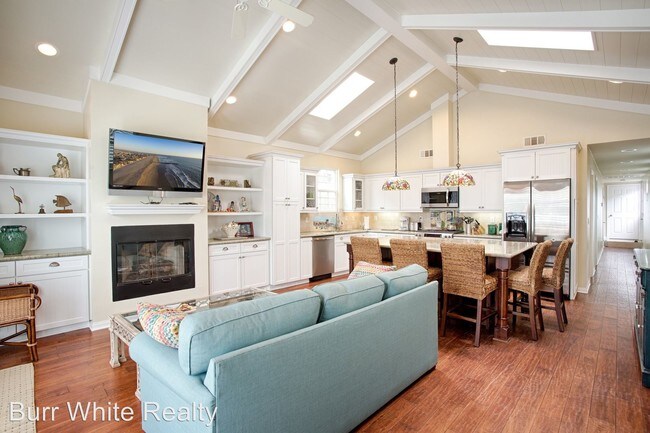 Foto del edificio - 3 br, 2 bath House - 304 34th St.