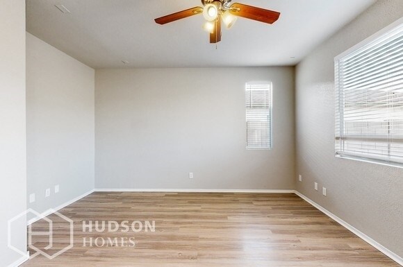 Building Photo - NOW AVAILABLE! - 4771 E Meadow Lark Way, S...
