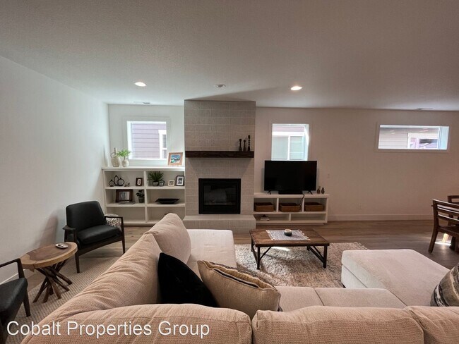 Building Photo - 3 br, 2 bath House - 20168 Glen Vista Rd