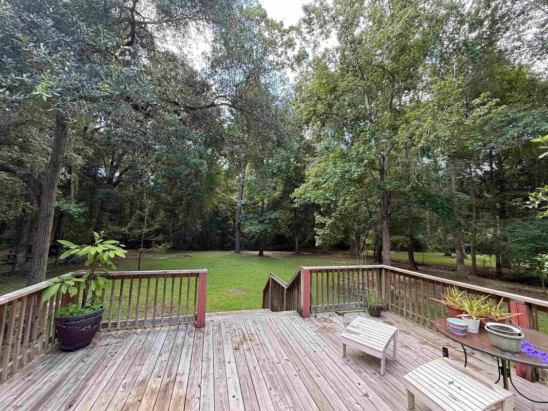 Foto del edificio - 1584 Chadwick Way