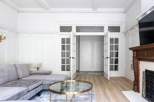 Foto del edificio - 308 W 107th St