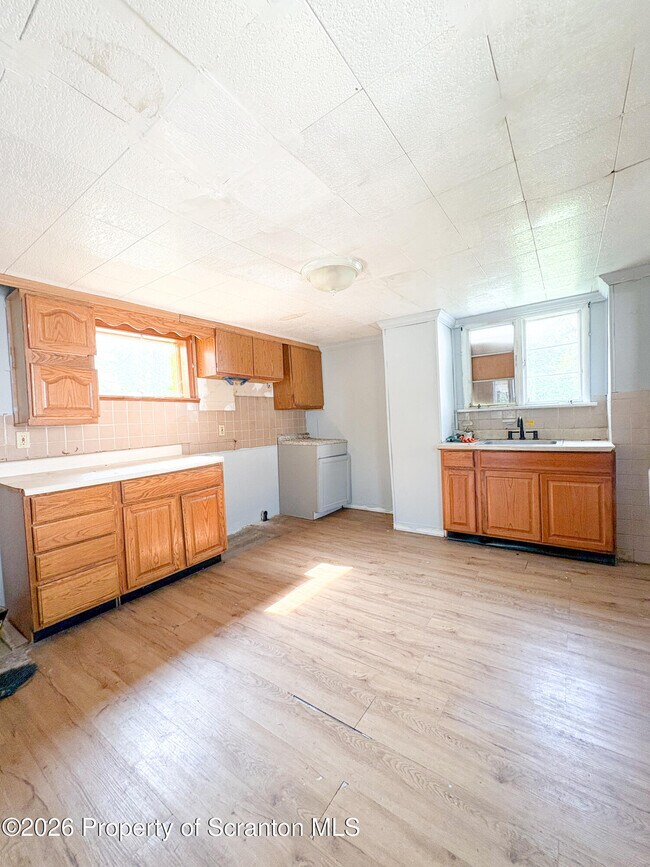 Foto del edificio - 624 Hemlock St
