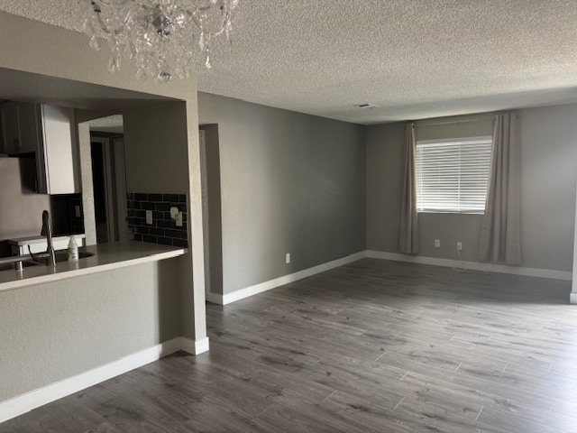 Building Photo - 6750 Del Rey Ave