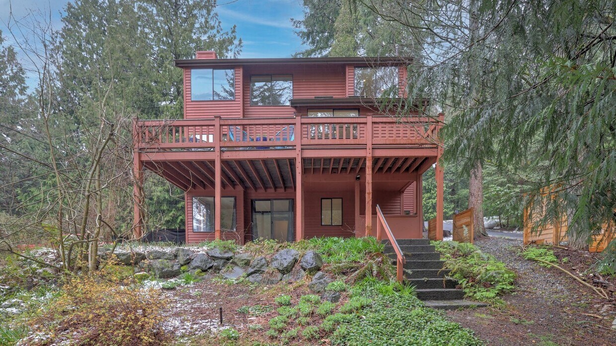 Primary Photo - Spring Lake Waterfront Rental!