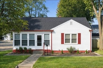 Building Photo - 1009 S Center St