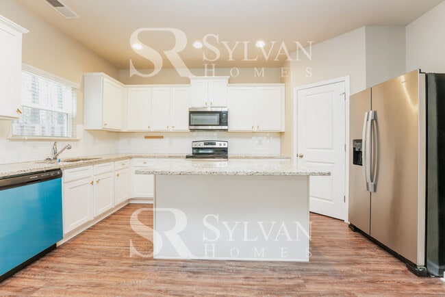 Building Photo - Living where You Love is Good for your Heart!