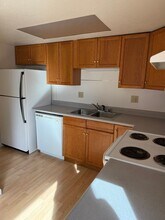 Building Photo - 4320 Checkmate Dr