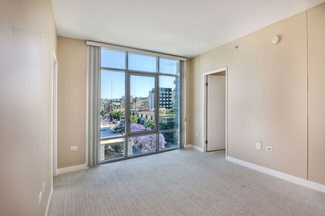 Foto del edificio - 425 W Beech St