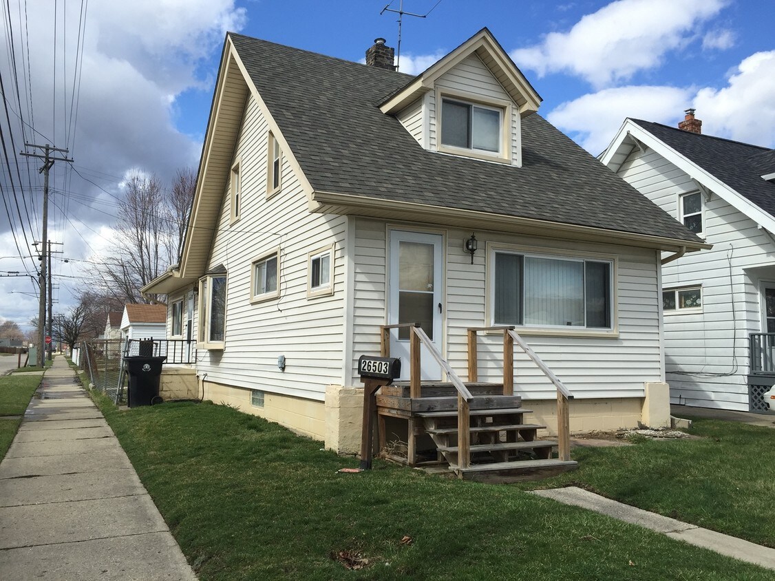 Primary Photo - 26503 Wenfield St