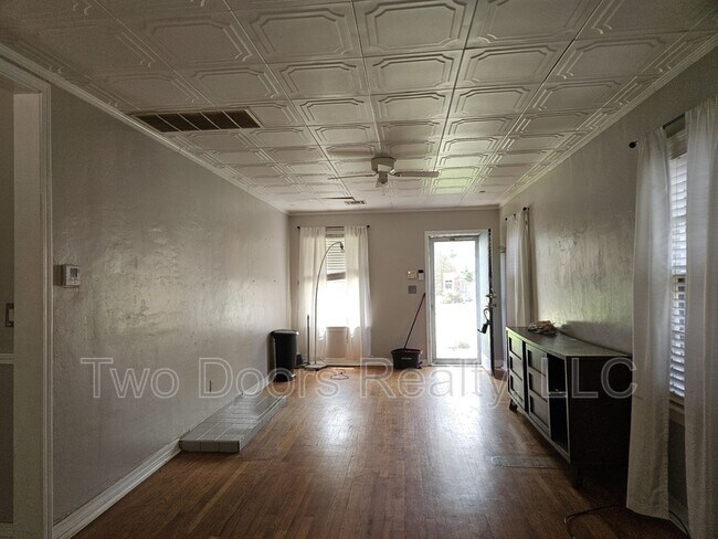 Building Photo - 3113 Drexel Ct