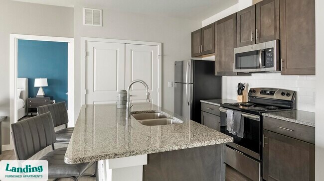 Foto del edificio - 8200 Clarksprings Dr