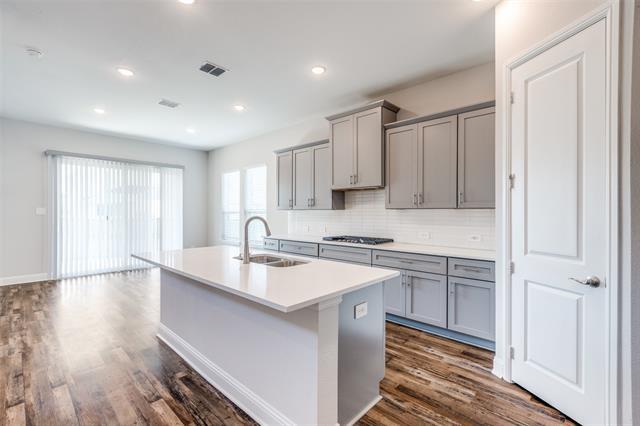 Foto del edificio - 10792 Prairie Rose Rd