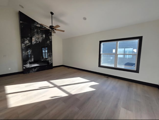 Building Photo - 718 Ringold St