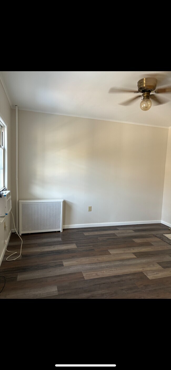 Building Photo - 21 Hertz Ct