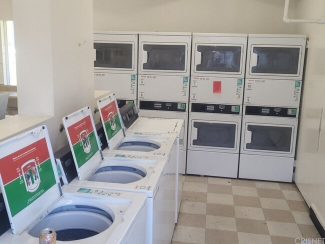 instalaciones de lavandería - 1300 Saratoga Ave